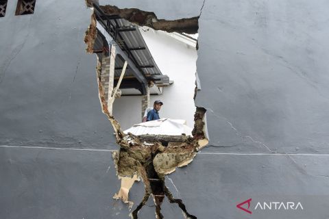 Bencana pergerakan tanah di Ciamis