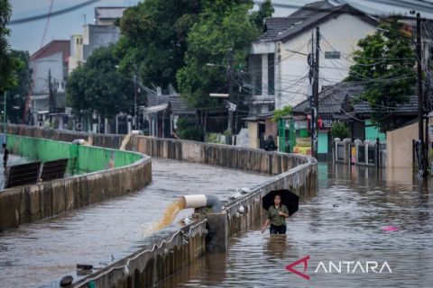 Banjir rendam 17 wilayah di Tangsel, ketinggian air capai 75 sentimeter