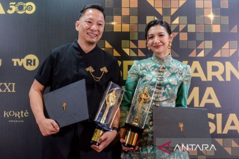 Ringgo Agus Rahman dan Sheila Dara raih penghargaan pemeran utama terbaik FFI 2025