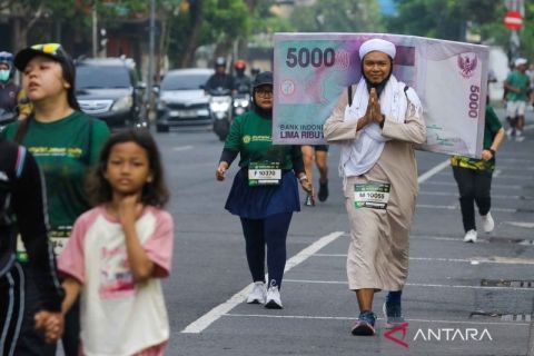 Seitar 2.000 peserta ikuti Rupiah Java Run 2025