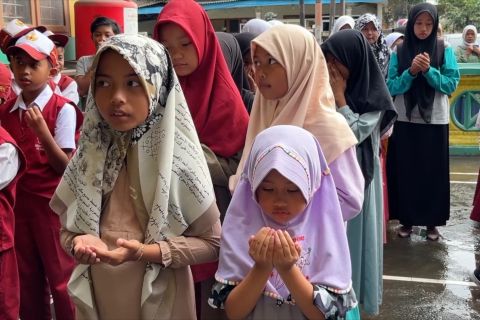 94 siswa SD korban erupsi Semeru menumpang belajar di sekolah lain