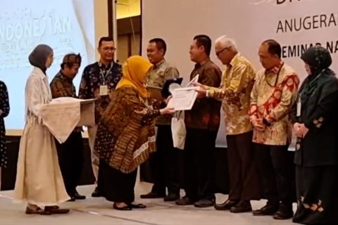 10 Pemulia tanaman terima penghargaan atas inovasi pangan nasional