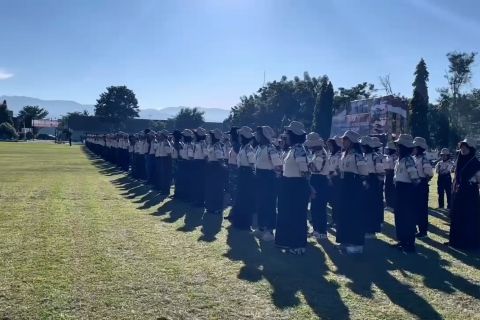 Ratusan pelajar SMK Palu ikuti retret pembinaan karakter di Yonif 711