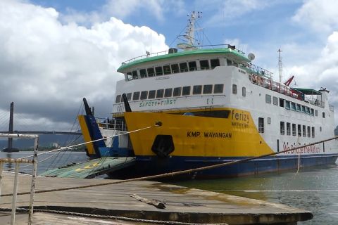 ASDP Ambon pastikan 11 kapal feri siap layani liburan Natal-tahun baru