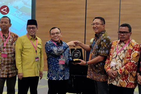 DPR tinjau aktivitas industri sepatu di wilayah Banten