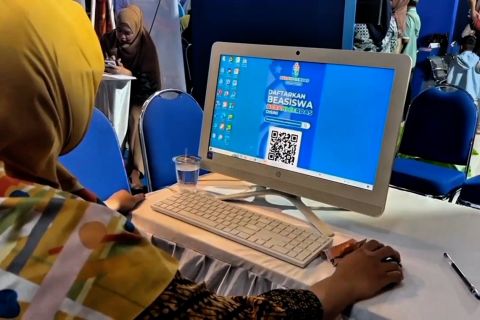 Beasiswa Pemprov Sulteng dikembangkan sampai jenjang S2
