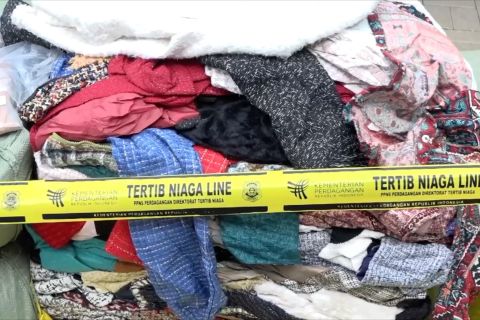 DPR soroti maraknya impor ilegal yang rugikan industri nasional