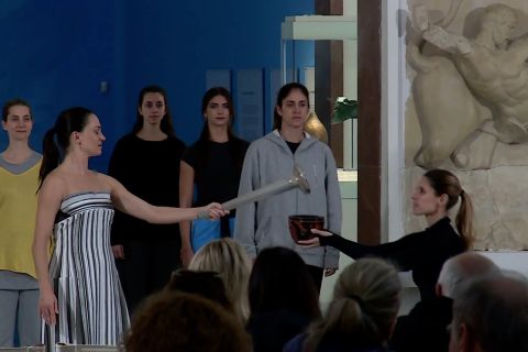 Gladiresik upacara api Olimpiade 2026 berlangsung di Olimpia