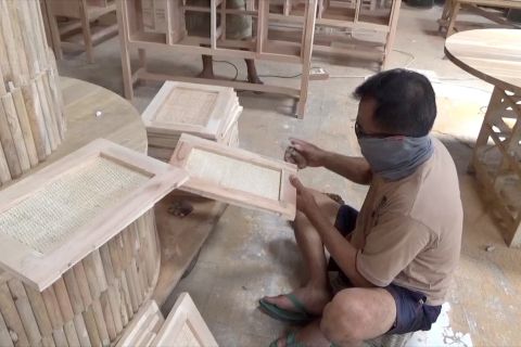 Lapas Kelas 1 Surabaya berdayakan warga binaan melalui ekspor mebel
