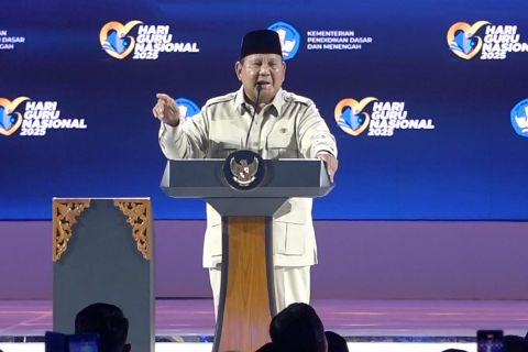 Presiden Prabowo ajak orang tua dukung ketegasan guru dalam mendidik