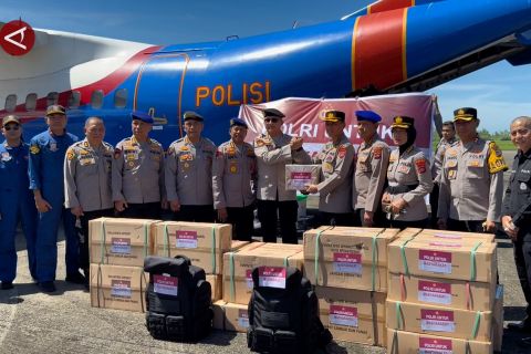 Mabes Polri salurkan bantuan ke Sumatera terdampak bencana