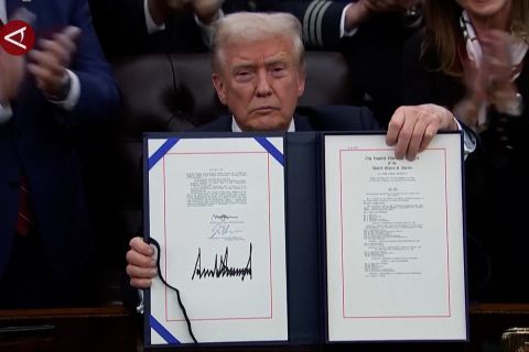 Trump akhiri penutupan pemerintah terlama dalam sejarah AS