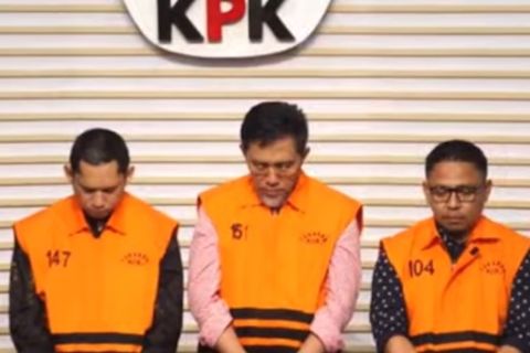 KPK tahan tiga tersangka pengembangan kasus korupsi RSUD Kolaka Timur