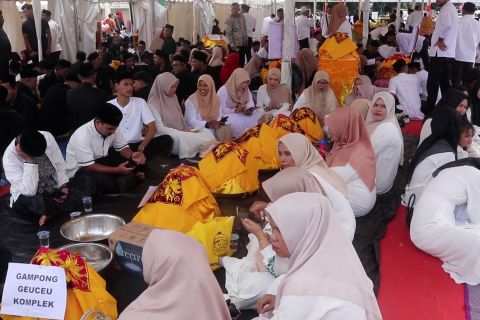 Merajut kebersamaan melalui maulid akbar kota Banda Aceh