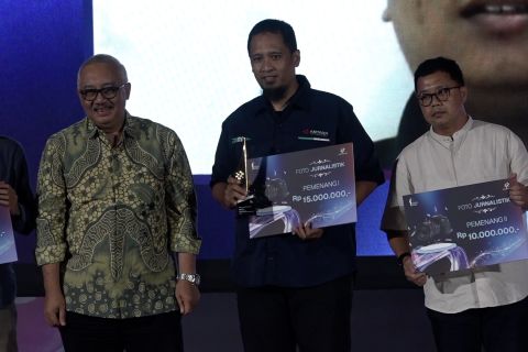 Tangkap cerita anak di Lewotobi, ANTARA raih penghargaan Komdigi