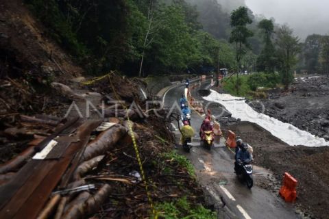 Akses khusus motor di jalan nasional Lembah Anai