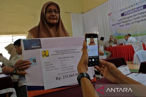 Warga Grabag terima ganti rugi pembangunan Jalan Tol Yogyakarta&ndash;Bawen