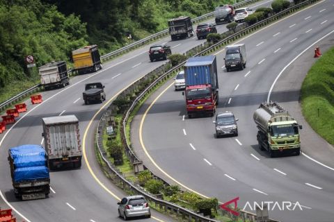Pembatasan angkutan barang di tol trans Jawa berlaku selama libur Natal dan Tahun Baru