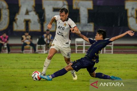Persita Tangerang menang telak 3-0 atas Persik Kediri