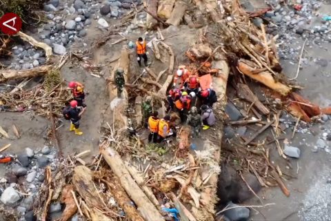 BNPB laporkan korban banjir Sumatera terus bertambah