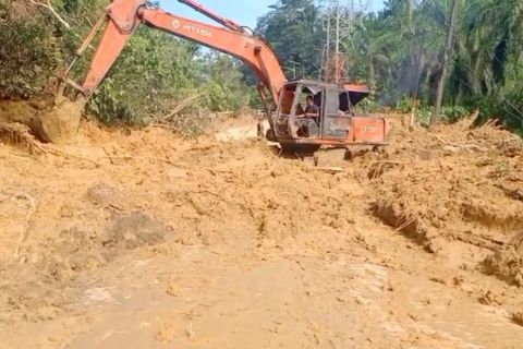 BNPB sebut Jalur Medan-Aceh Tamiang mulai dapat diakses