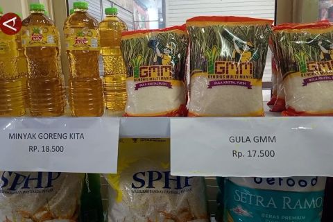 Bulog Madiun buka posko untuk kendalikan harga sembako selama nataru