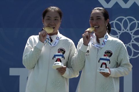 Ganda putri tenis Aldila-Janice tambah medali emas untuk Indonesia