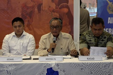 KemenPU hingga Polri bangun akses air bersih bagi korban bencana