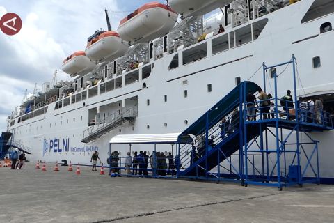 KSOP Ambon catat penurunan arus penumpang kapal saat nataru