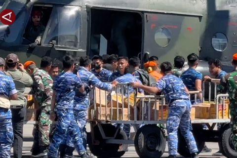 Bantuan BNPB untuk korban banjir Aceh tiba di Bandara Malikussaleh