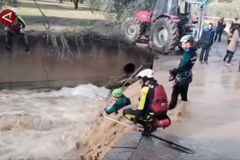 Hujan deras di Spanyol, satu korban tewas dan dua lainnya hilang