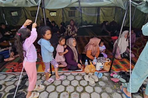 Status Gunung Bur Ni Telong meningkat, warga sekitar mulai mengungsi