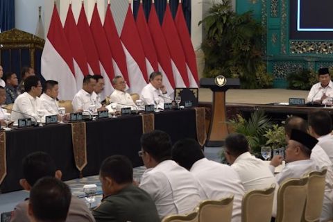 Presiden: Pejabat tak boleh ke wilayah bencana hanya untuk foto-foto!