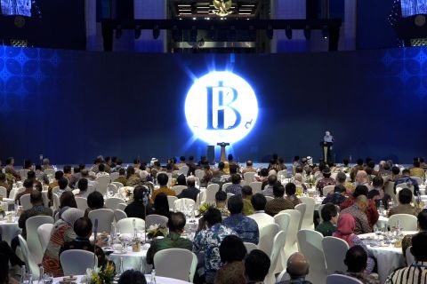 Kebijakan moneter Bank Indonesia untuk stabilitas dan pertumbuhan