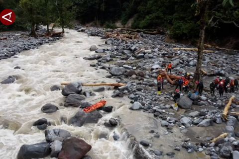 BNPB: Korban meninggal banjir Sumatera capai 770