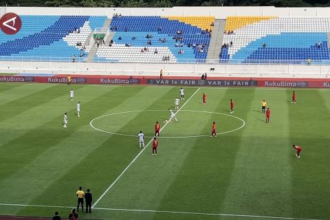 Arema FC gagal petik kemenangan, ditahan imbang Madura United 2-2
