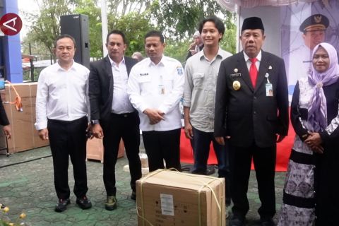 UMKM Bangka Belitung terima bantuan alat produksi senilai Rp561 juta