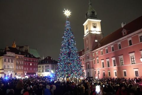 Warsawa nyalakan pohon Natal perdana tandai musim libur akhir tahun