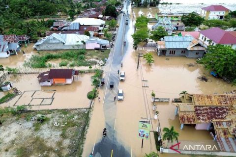 Ratusan rumah di dua desa terendam banjir di Gorontalo