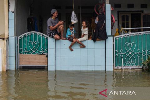 Banjir rendam 13 kecamatan di Kabupaten Bekasi