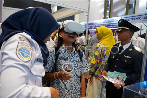 FOTO - Pameran edukasi dan teknologi di Makassar