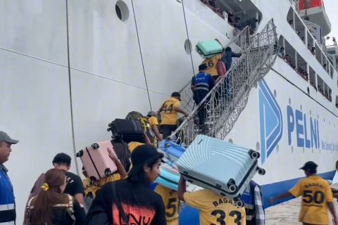 Gelombang arus balik penuhi pantoloan, tercatat 2.670 penumpang