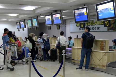 Bandara SMB II evaluasi layanan di tengah padatnya arus nataru