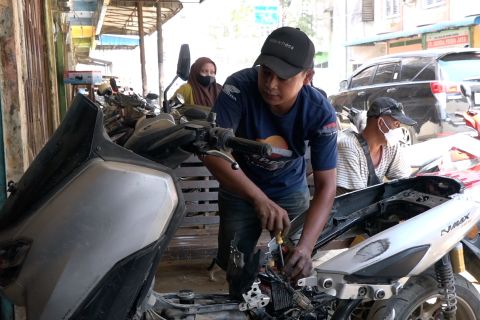 Bengkel motor di Aceh Tamiang alami kenaikan omzet pasca bencana
