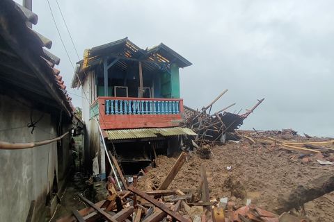 Bukan alih fungsi lahan, Badan Geologi ungkap penyebab longsor Cisarua