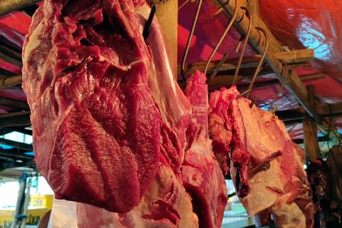 Harga daging sapi di Cilegon capai Rp140 ribu per kg