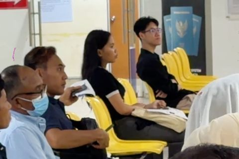 Layanan Paspor Simpatik, WNI di Malaysia urus paspor di hari libur