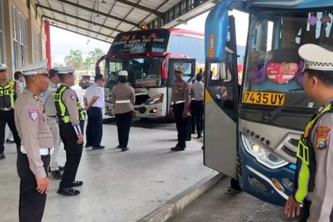 Operasi Ketupat 2026 dimulai, petugas cek kelaikan puluhan bus