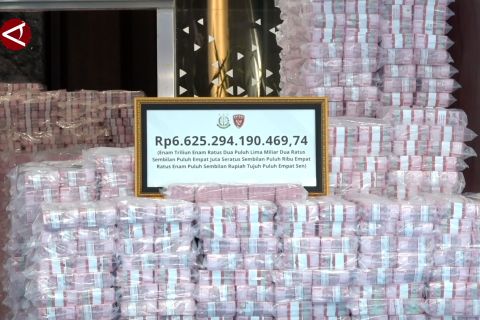 Pengamat ingatkan penggunaan uang sitaan negara ikuti mekanisme APBN