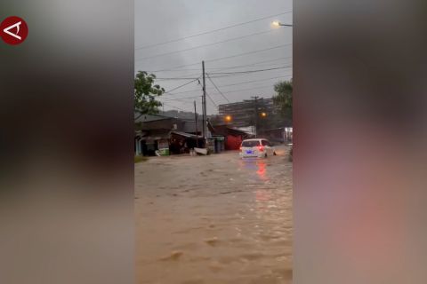 Banjir rendam sejumlah wilayah Kota Cilegon setelah hujan 12 jam